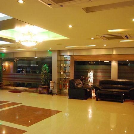 Rigs Inn Dhaka Extérieur photo