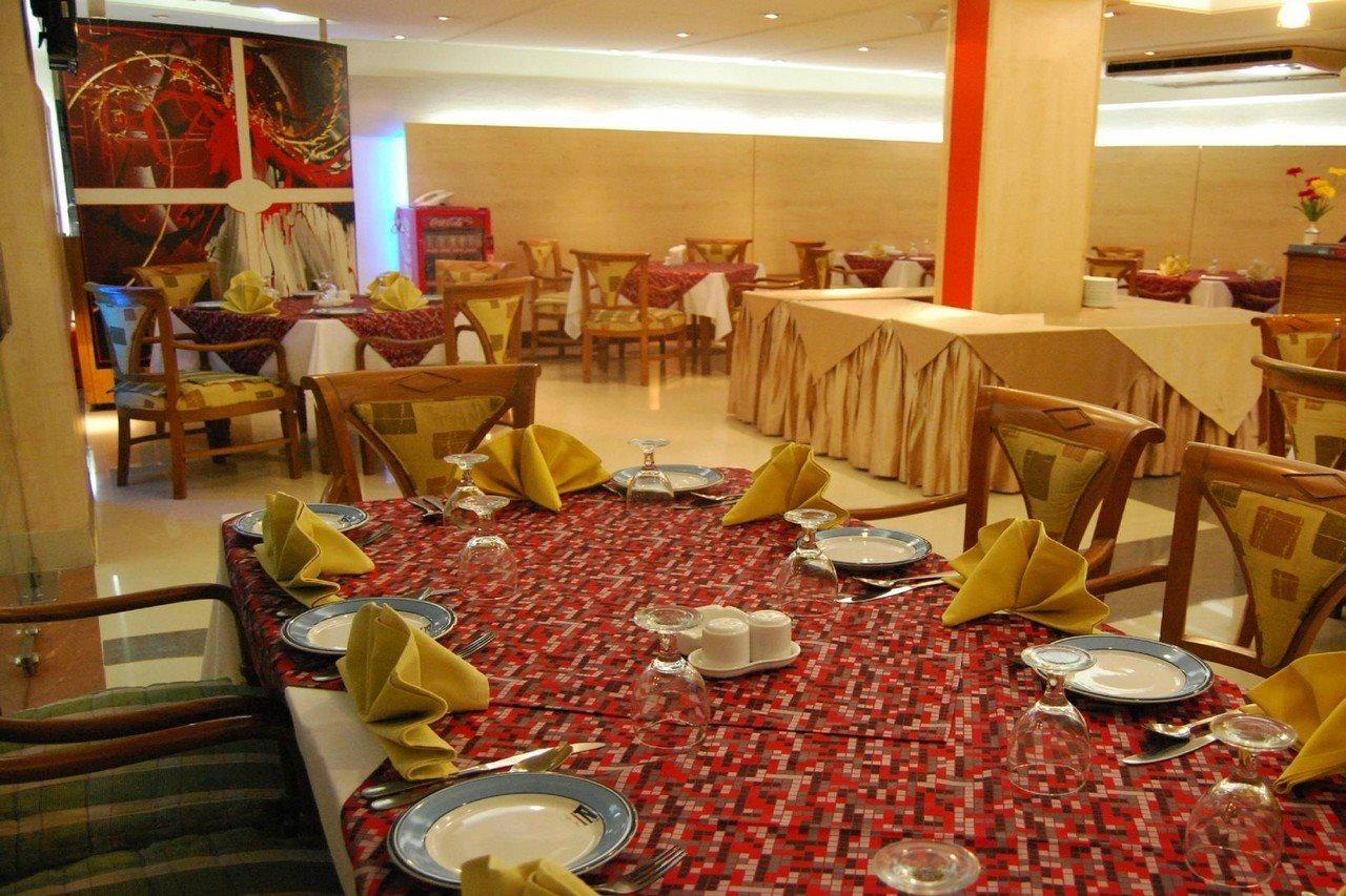 Rigs Inn Dhaka Extérieur photo