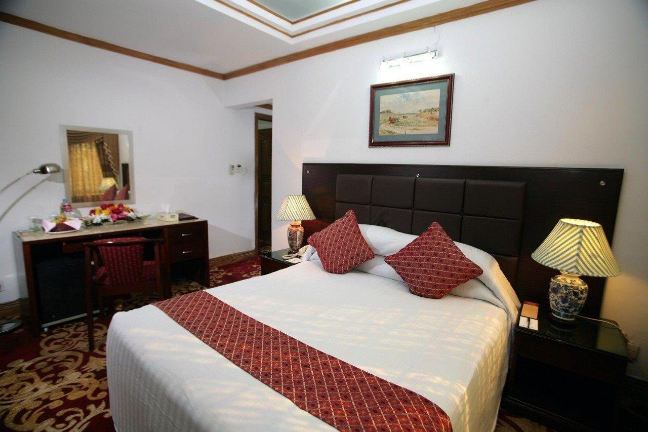Rigs Inn Dhaka Extérieur photo