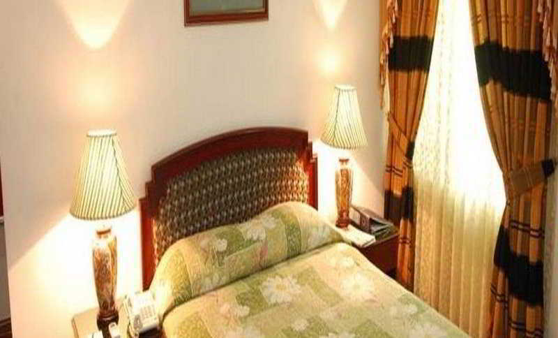 Rigs Inn Dhaka Extérieur photo